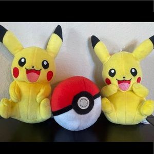 three piece Pokémon Pikachu set